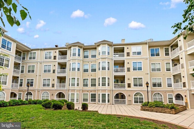 Building Photo - 4551 Strutfield Ln