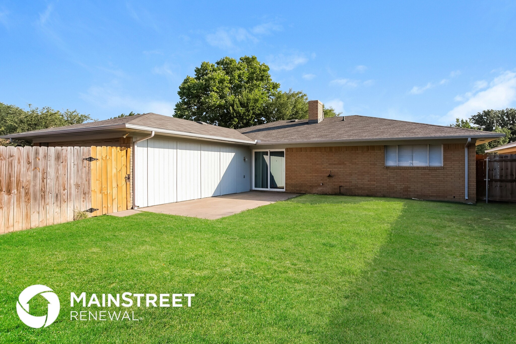 Building Photo - 1826 El Paso St