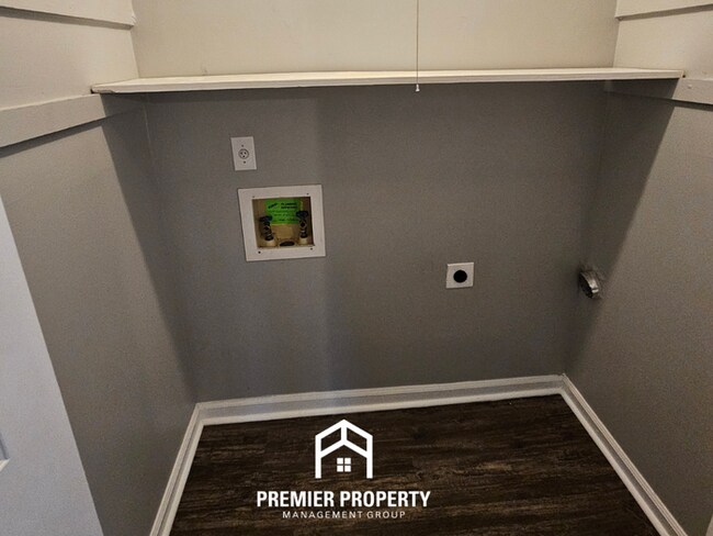 Building Photo - Luxury Germantown Living | 3BR/2BA in Poplar Estates | Houston High District