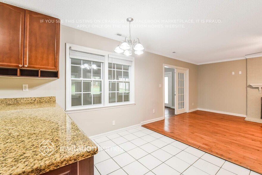 Building Photo - 7311 Canyon Dr
