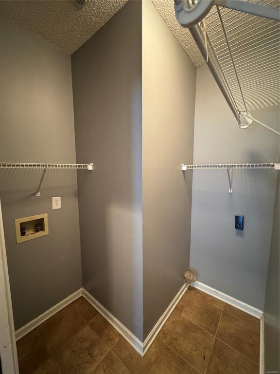 Building Photo - 6272 Deerwood Dr