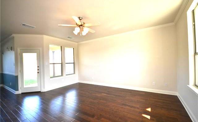 Building Photo - 430 Old Fitzhugh Rd