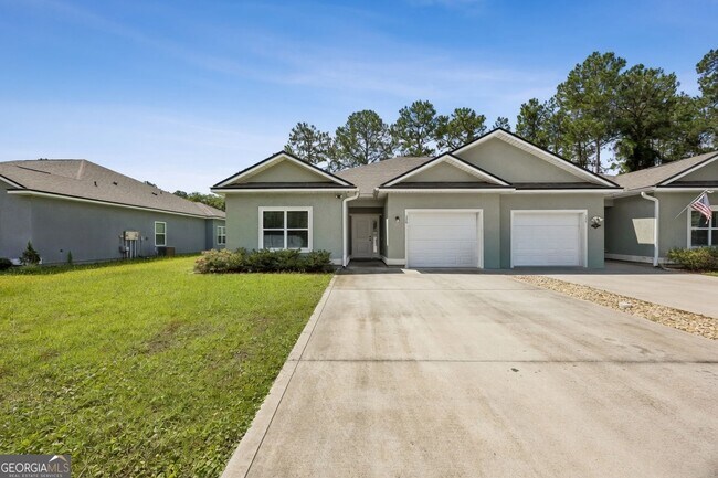 Building Photo - 326 Gary Cir