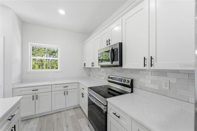 Building Photo - 3286 W Crandon Dr