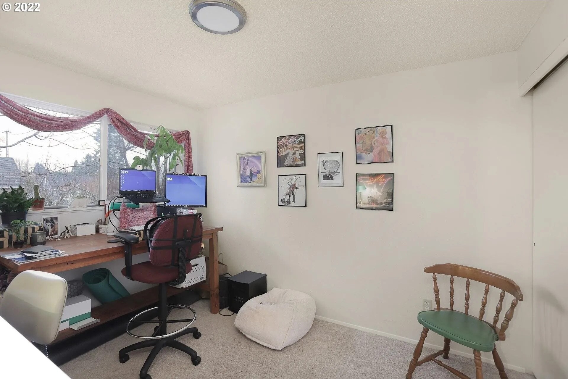 Building Photo - 4167 SE Cesar E Chavez Blvd