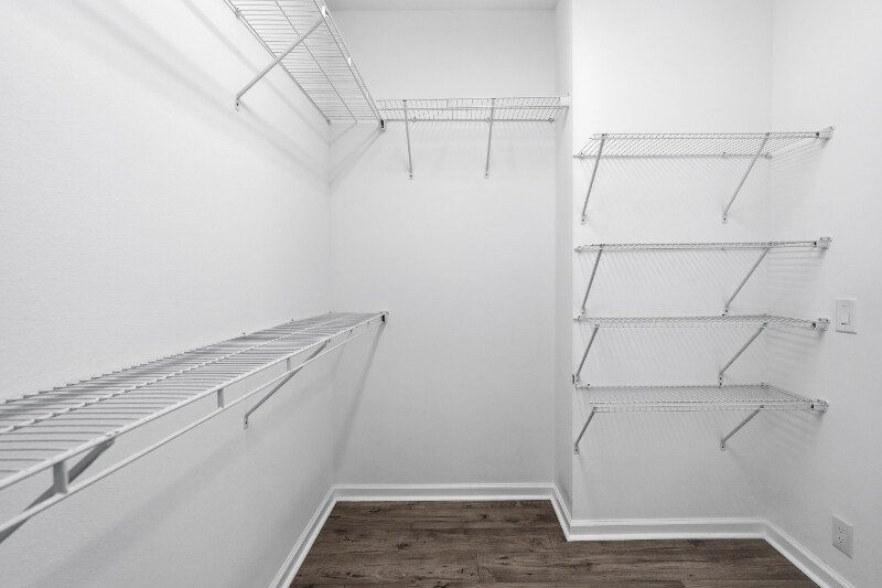 Building Photo - 8632 Tropics Ave