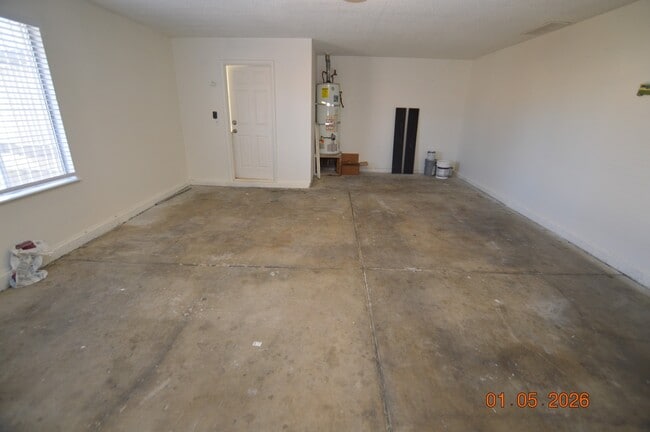 Building Photo - 1925 Ann Greta Dr