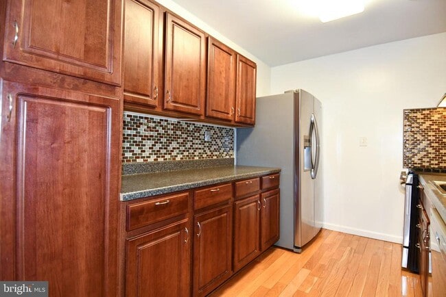 Building Photo - 5207 Newton St