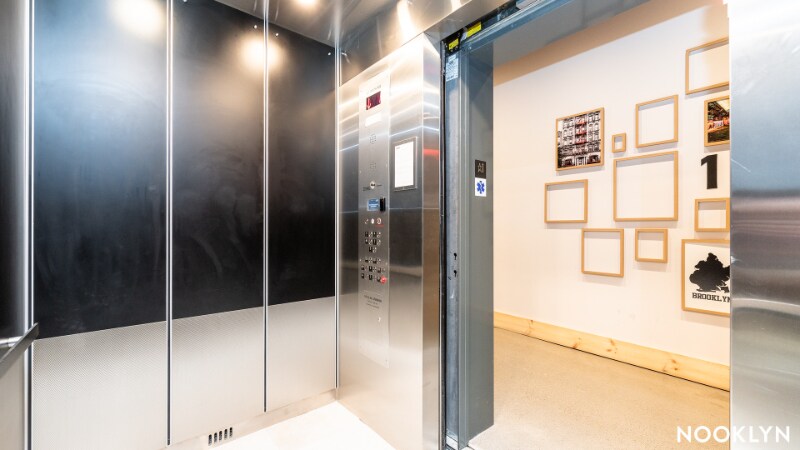 Building Photo - 255 18th St