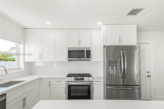 Building Photo - 12020 SW 108th St