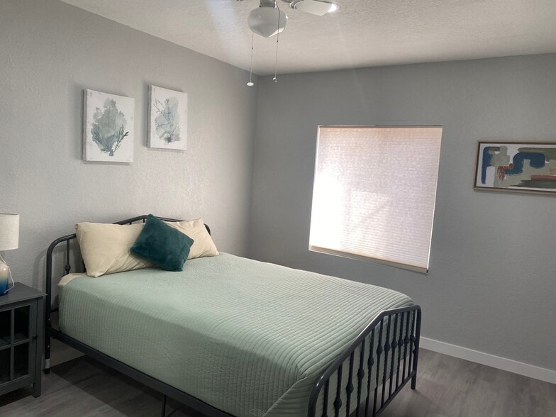 Building Photo - 2820 SW 1st St