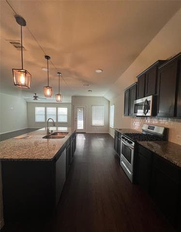 Building Photo - 2713 Colorado Dr
