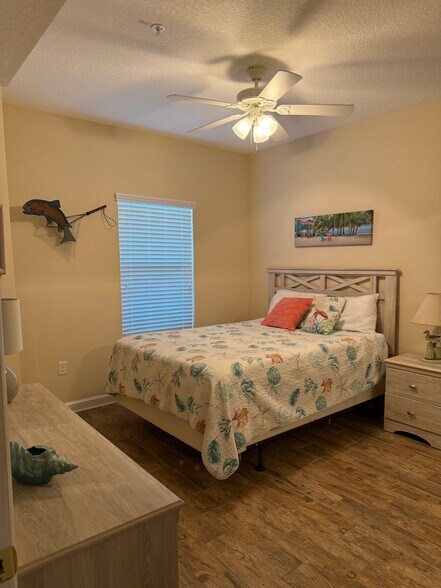 Building Photo - 468 Bouchelle Dr