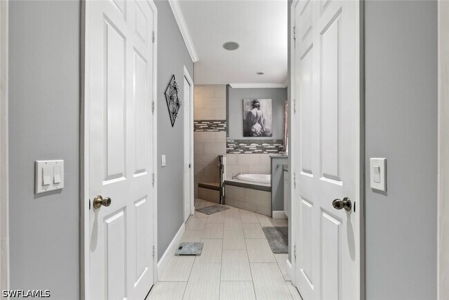 Building Photo - 6051 Shallows Way