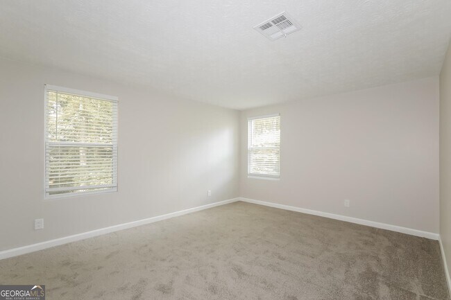Building Photo - 694 Stoneside Dr