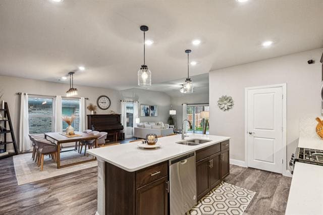 Building Photo - 2129 Gill Star Dr