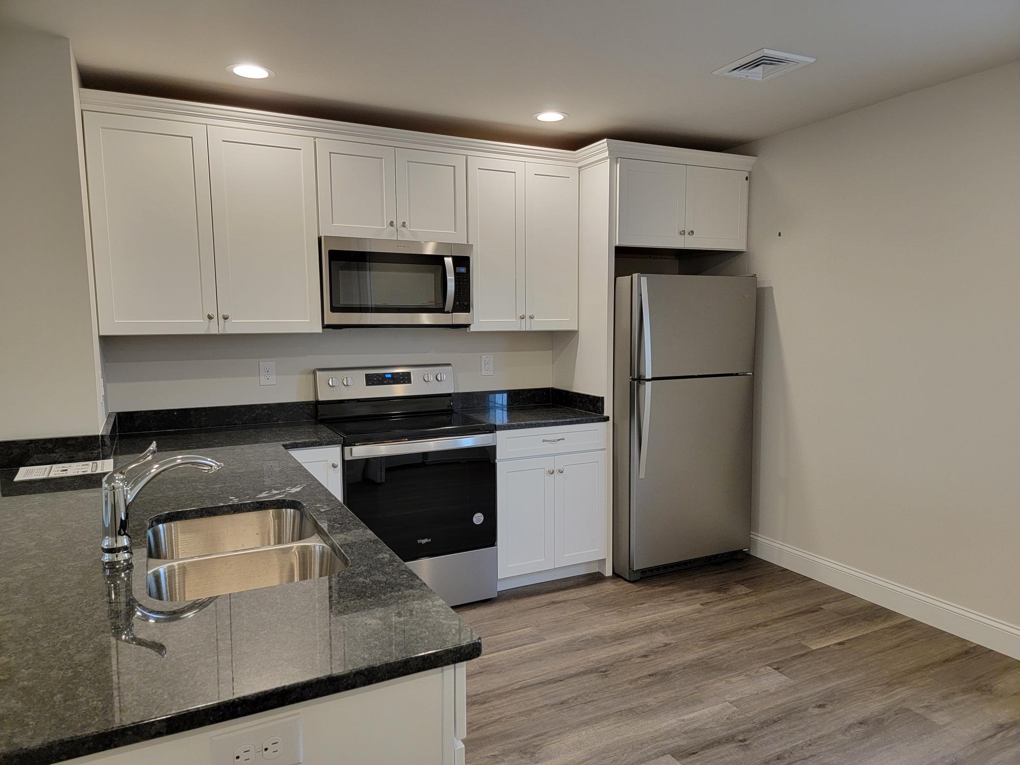 Building Photo - 186 Millard Dr