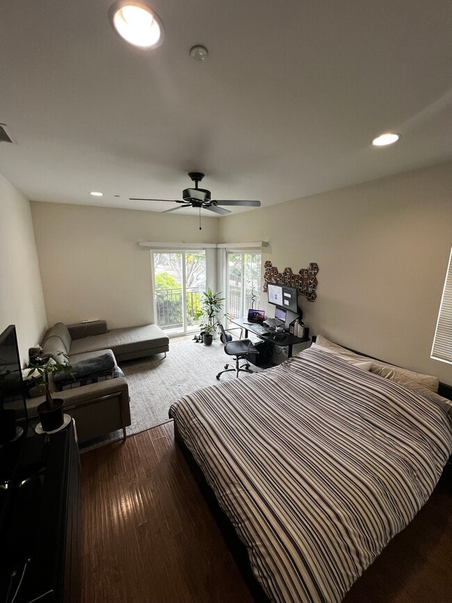 Building Photo - 1959 20th St