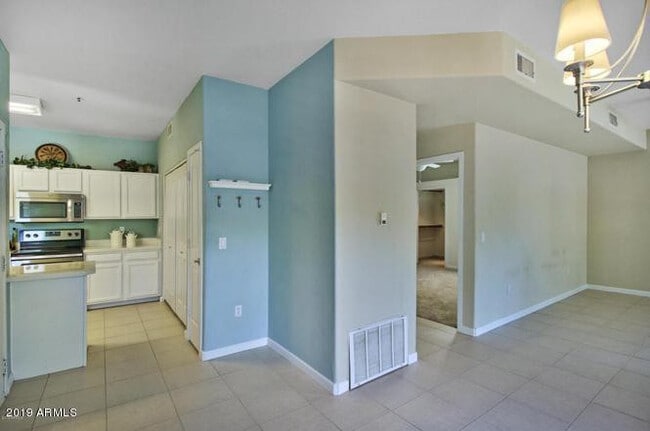 Building Photo - 11260 N 92nd St