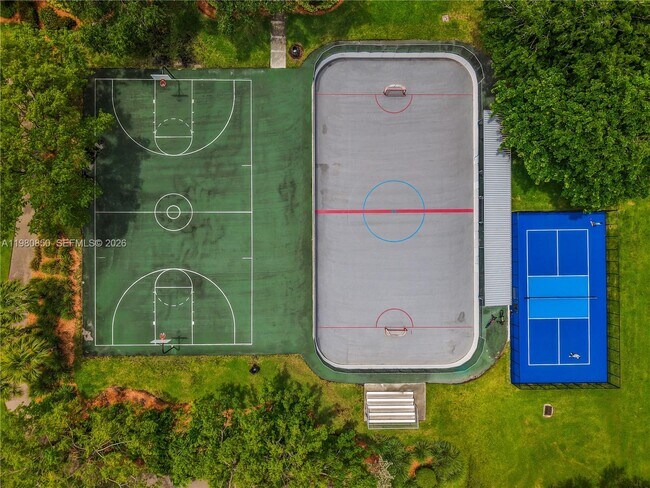 Building Photo - 1046 Golden Cane Dr