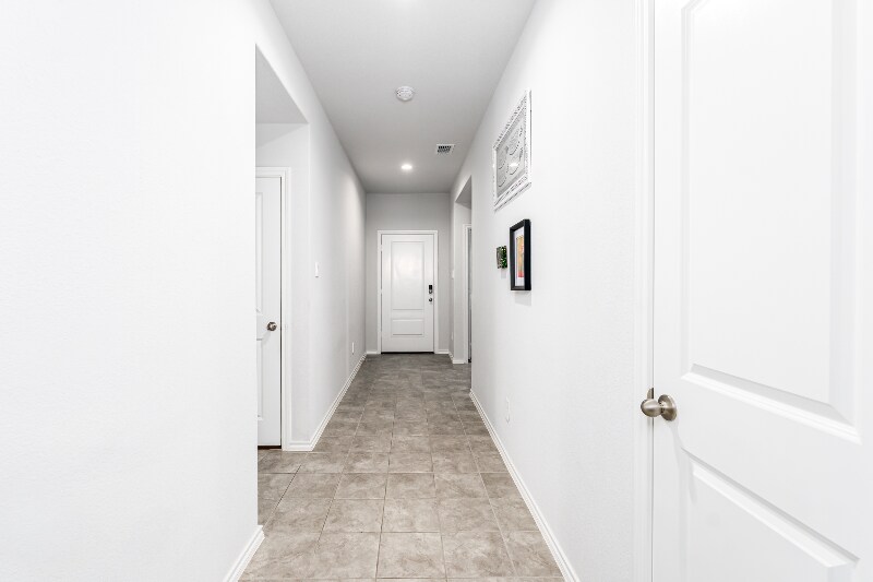 Building Photo - 417 Destin Dr