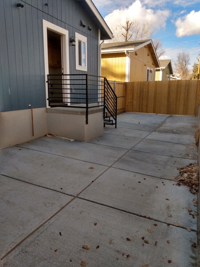 Yard - 1048 Whipple St