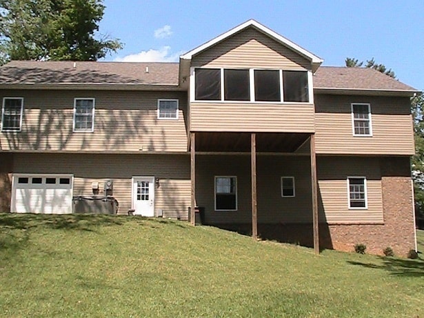 Building Photo - 4512 June Dr