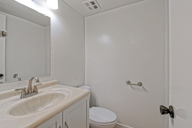 Building Photo - SPACIOUS, 2-STORY, 3BR2.5BA LAKESIDE CONDO...