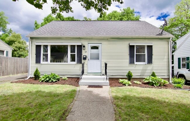 Primary Photo - 63 Grandview St