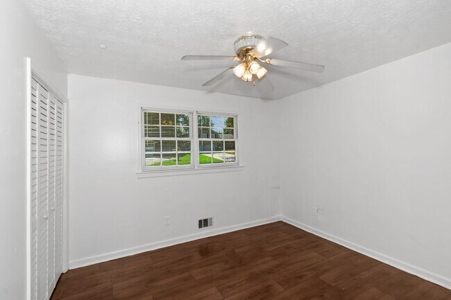 Building Photo - 4216 Rue Antoinette