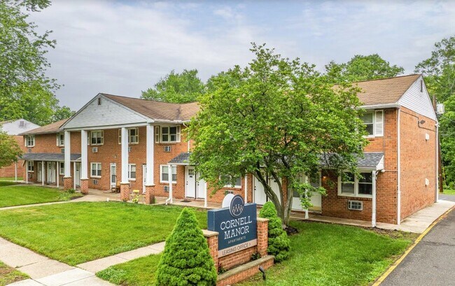 Building Photo - 319 Columbia Ave