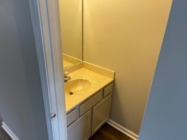 Building Photo - 455 Three Springs Rd