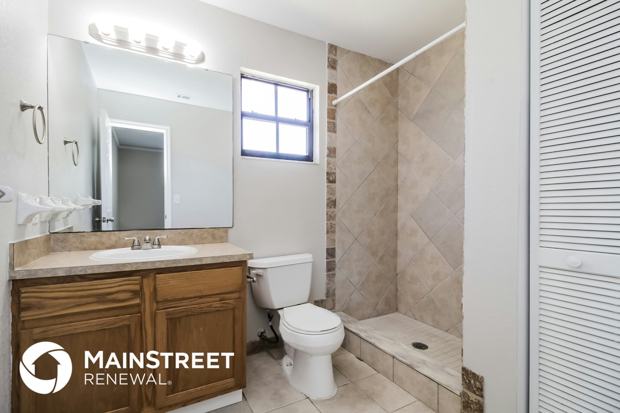 Building Photo - 6054 Cardiff Ave