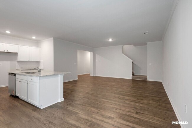 Building Photo - Charming 3BR Townhome in Buford