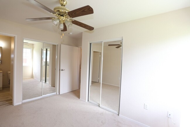 Building Photo - Kapolei - Aeloa Terrace - renovated ground...