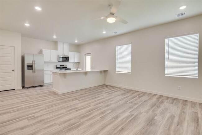 Building Photo - Luxury NEW 3 Bedroom 2.5 Bathroom Townhome...