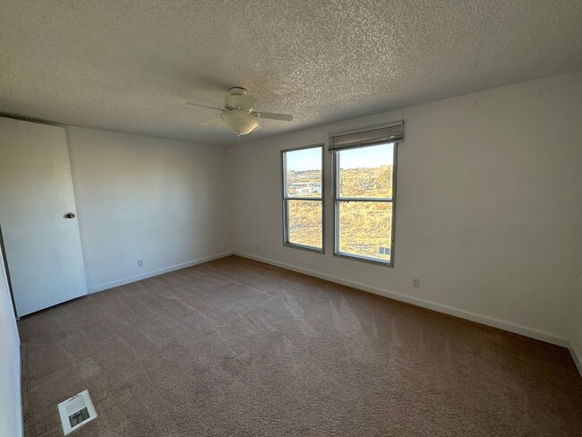 Building Photo - 3 bedroom 2 bathroom Single-wide available...