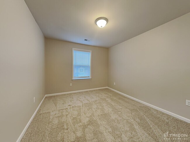 Building Photo - 156 Bennett Dairy Rd
