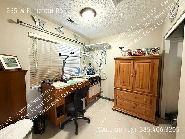 Building Photo - 265 W Election Rd