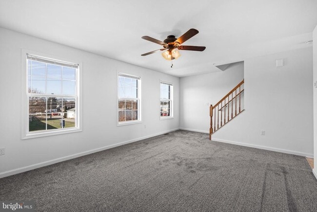 Building Photo - 40 Mustang Dr