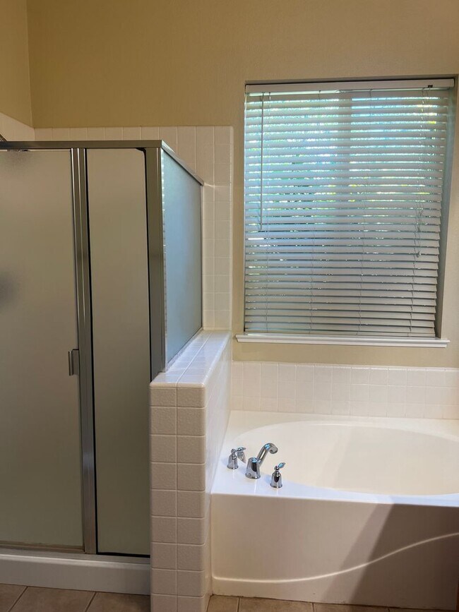 Building Photo - 3726 Deutz Dr