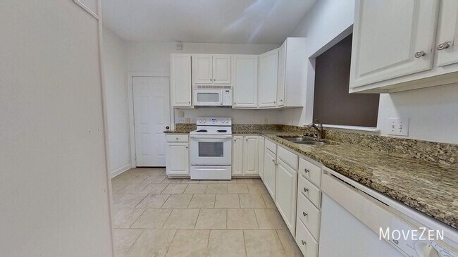 Building Photo - 5006 Carleton Dr