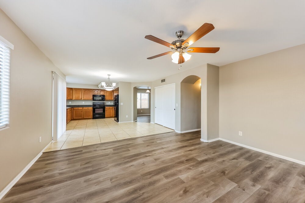 Building Photo - 2534 W Blue Sky Dr