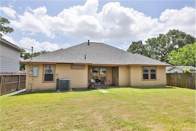 Building Photo - 6615 Goldspier St