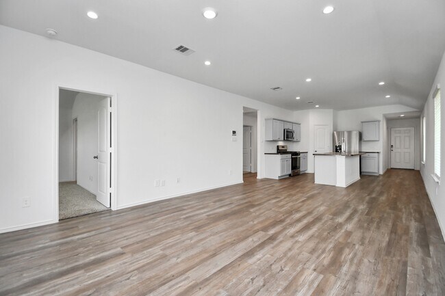 Building Photo - 24430 Elmwood Falls Dr