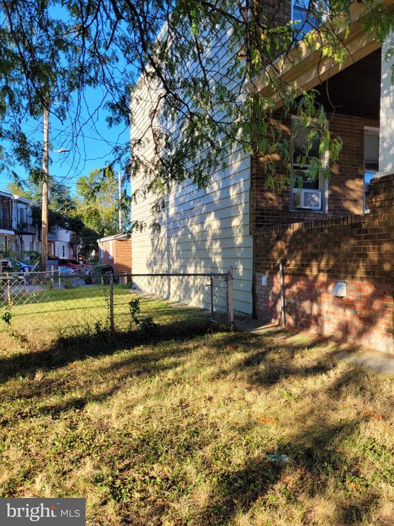 Building Photo - 3102 Cliftmont Ave