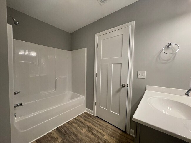 Building Photo - 308/310 Prescott Lane