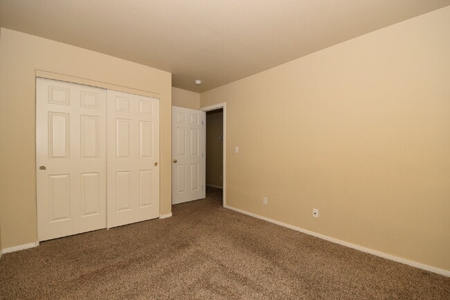 Building Photo - Beautiful Southwest 2-Story Home with Spacious Layout & Covered Patio