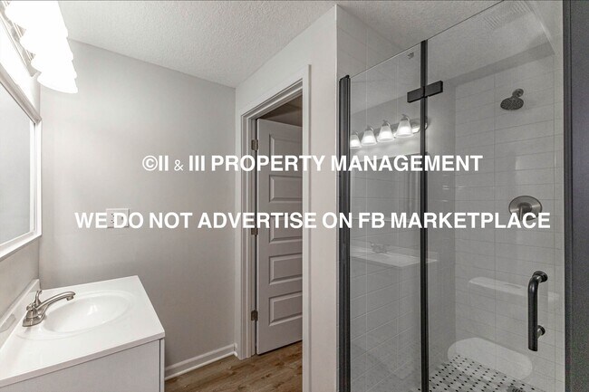 Building Photo - 12566 S Canyon Dr