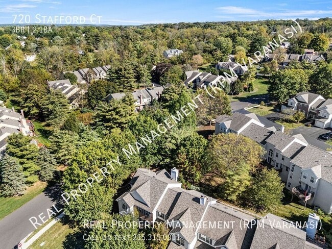 Building Photo - 720 Stafford Ct